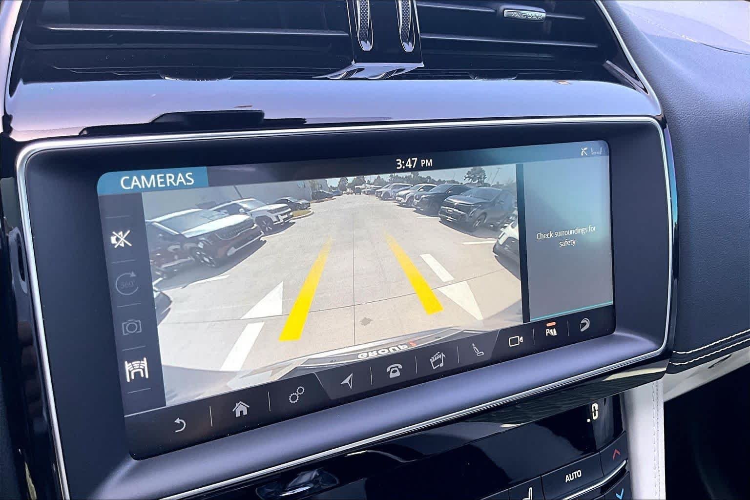 Used 2020 Eiger Grey Metallic Jaguar SVR image 26