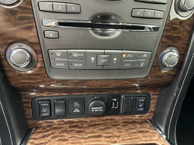 Used 2020 Brilliant Silver Metallic Nissan SL image 24
