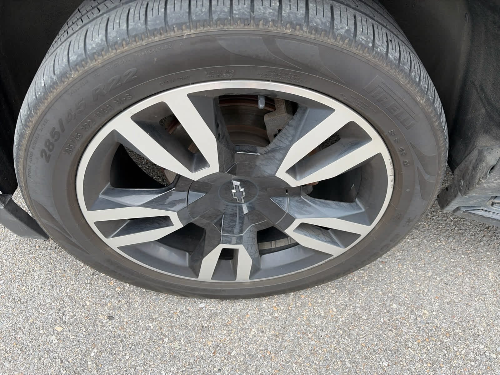 Used 2019 Shadow Gray Metallic Chevrolet Premier image 24