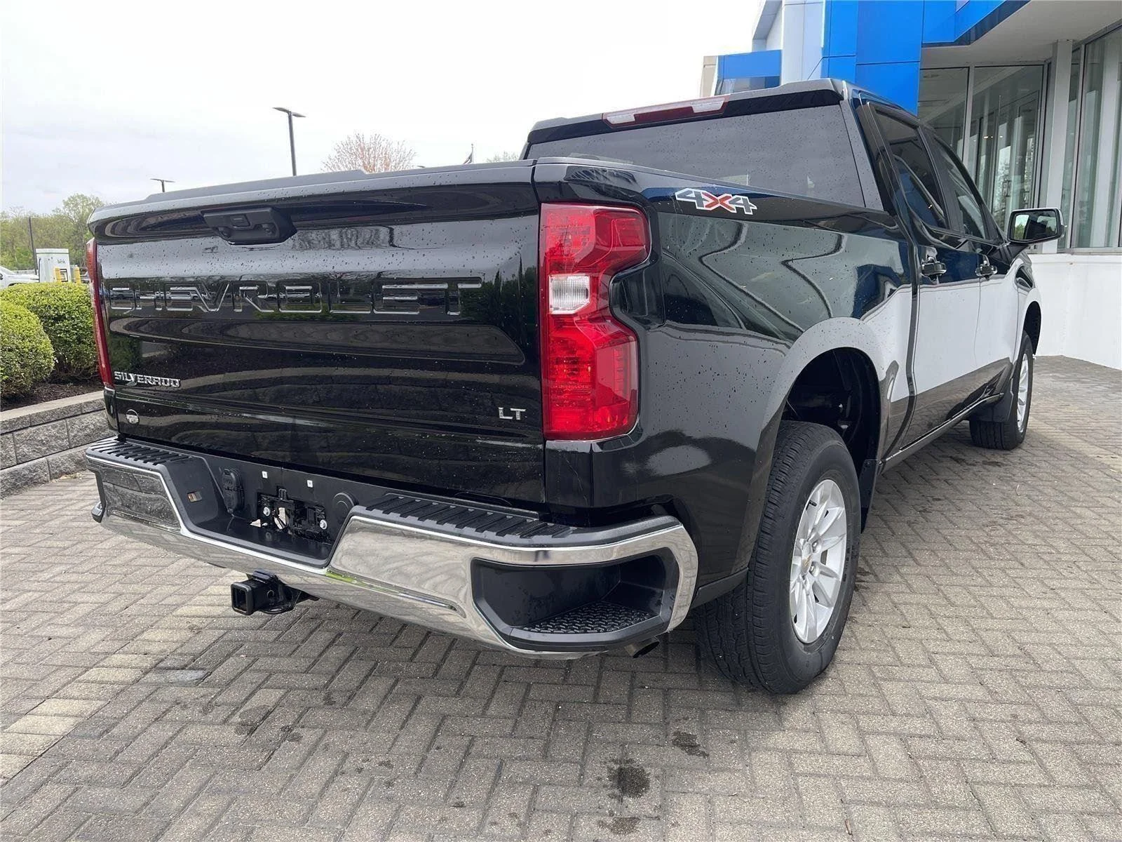 Used 2025 Black Chevrolet LT image 5