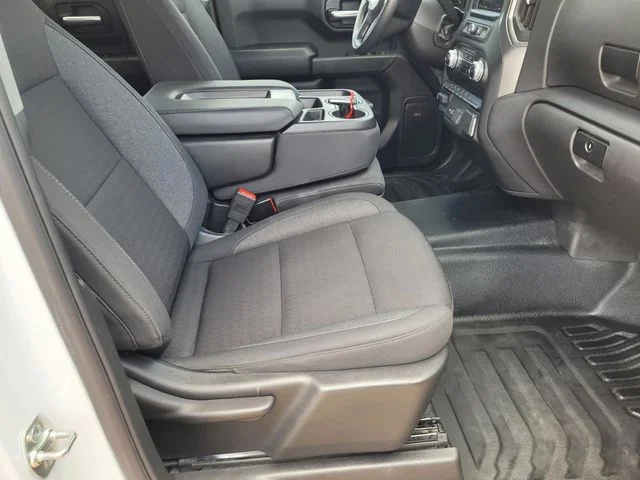 Used 2025 White GMC Pro image 23