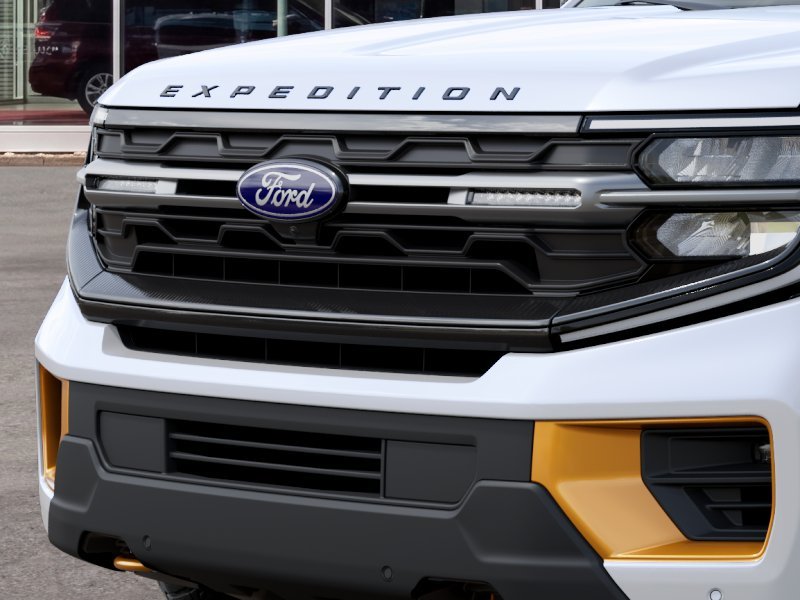 New 2027 Star White Metallic Tri-Coat Ford Tremor® image 17