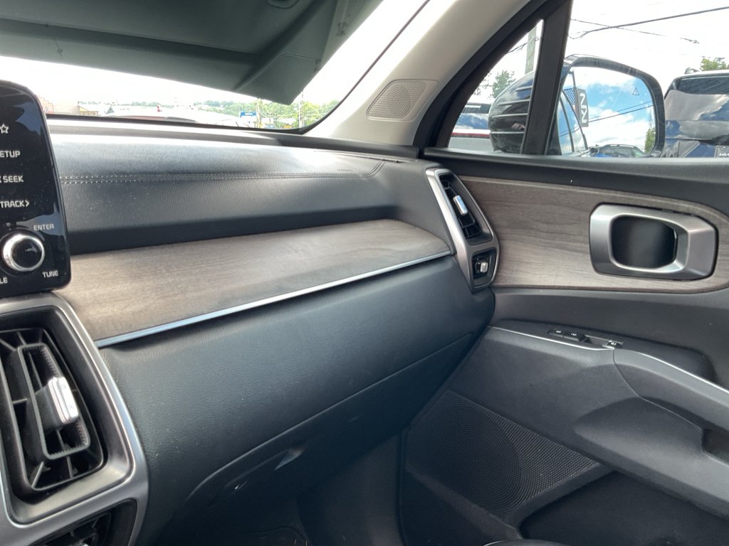 Certified Used 2023 Ebony Black Kia X-Line S image 25