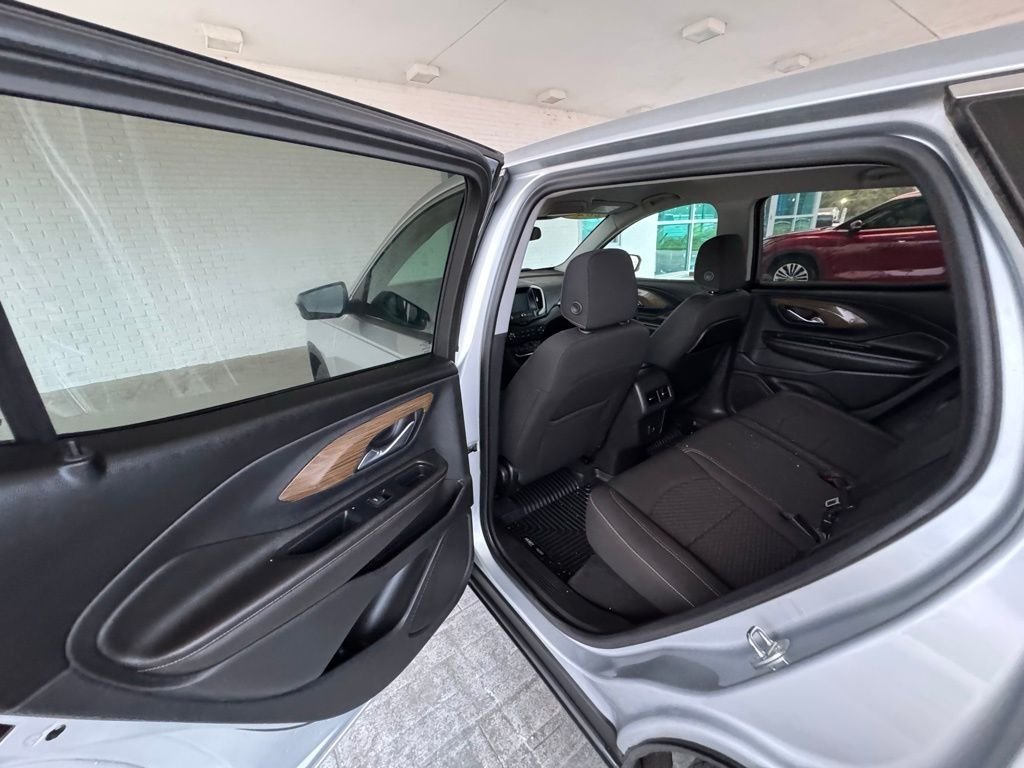2020 GMC Terrain SLE - Photo 19