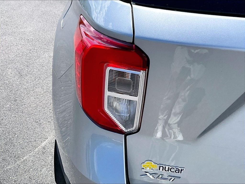Used 2023 Silver Metallic Ford XLT image 32