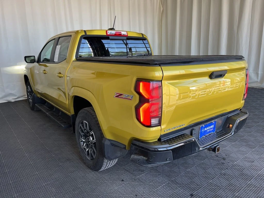 Used 2023 Yellow Chevrolet Z71 image 26