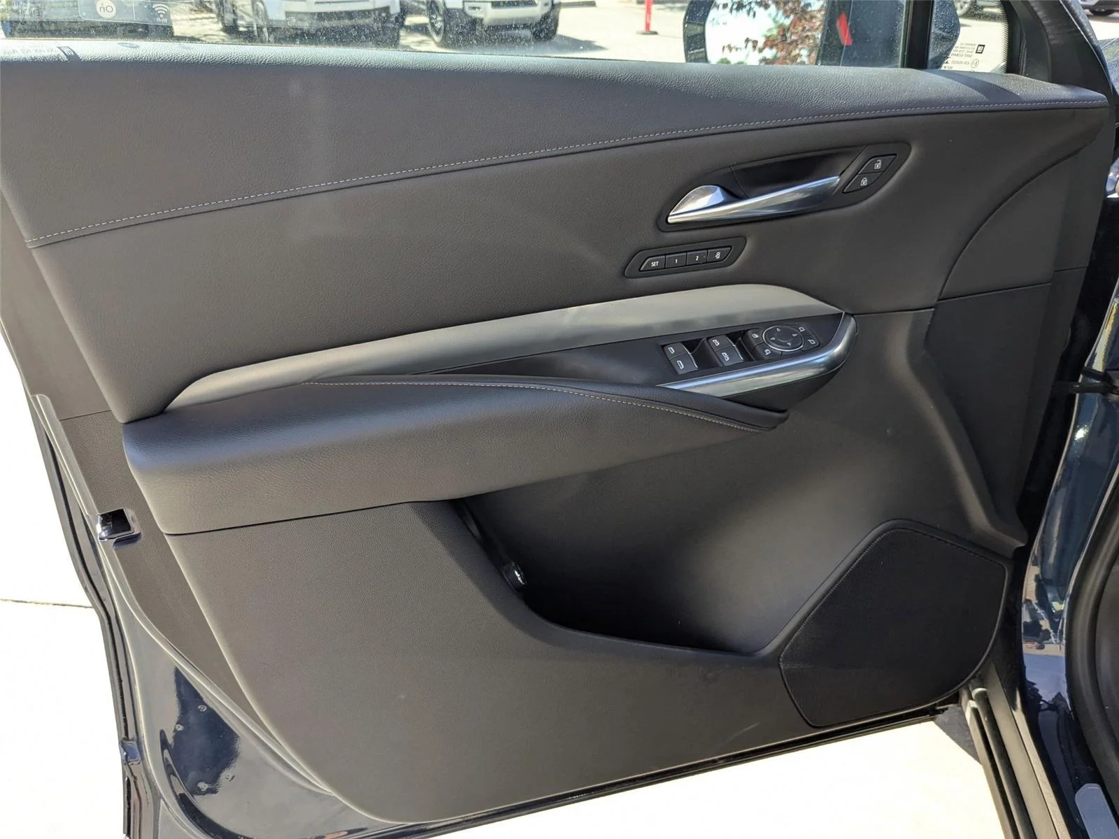 Used 2021 Twilight Blue Metallic Cadillac FWD Premium Luxury image 11