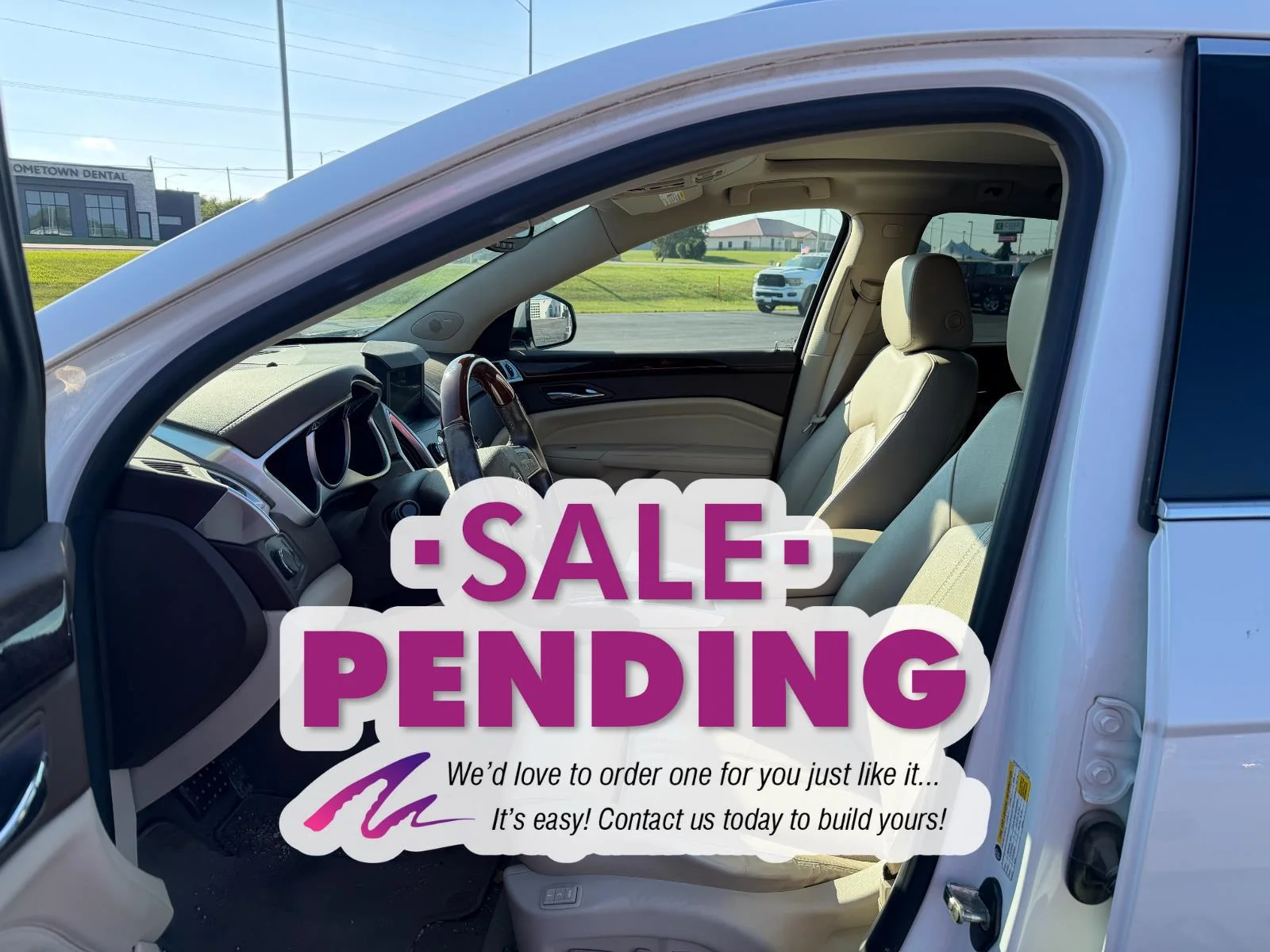 Used 2010 PLATINUM ICE TRICOAT Cadillac Premium Collection image 9