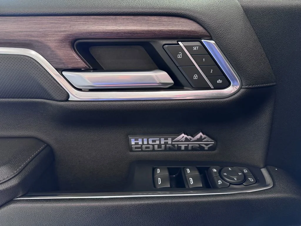 2023 Chevrolet Silverado 1500 High Country - Photo 28