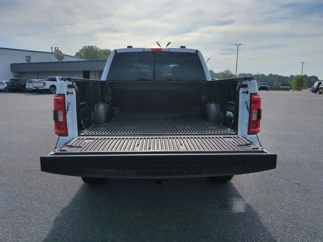 Used 2021 White Ford XLT image 28