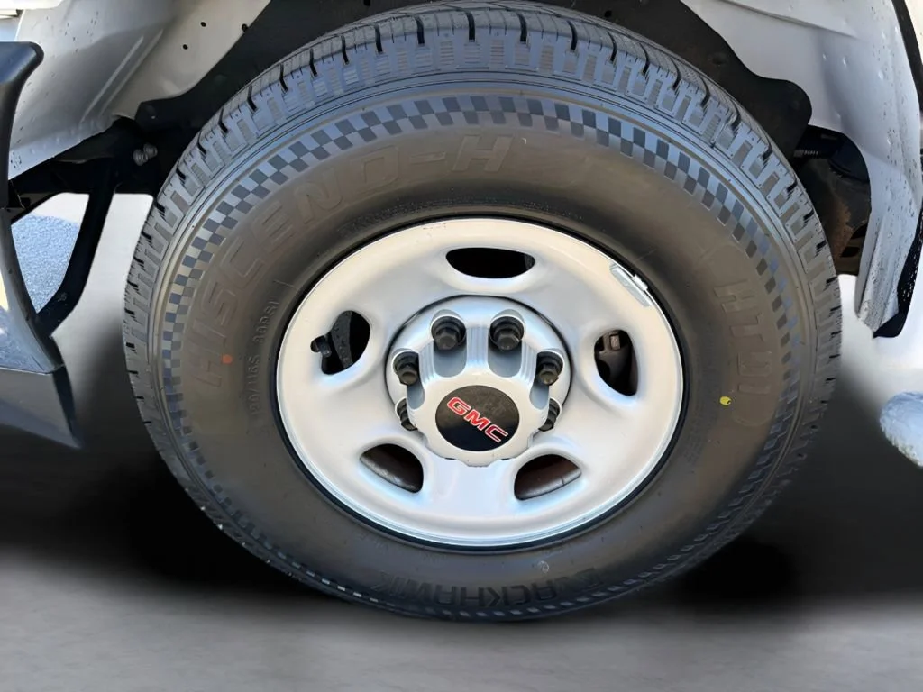 Used 2023 Summit White GMC Work Van image 28