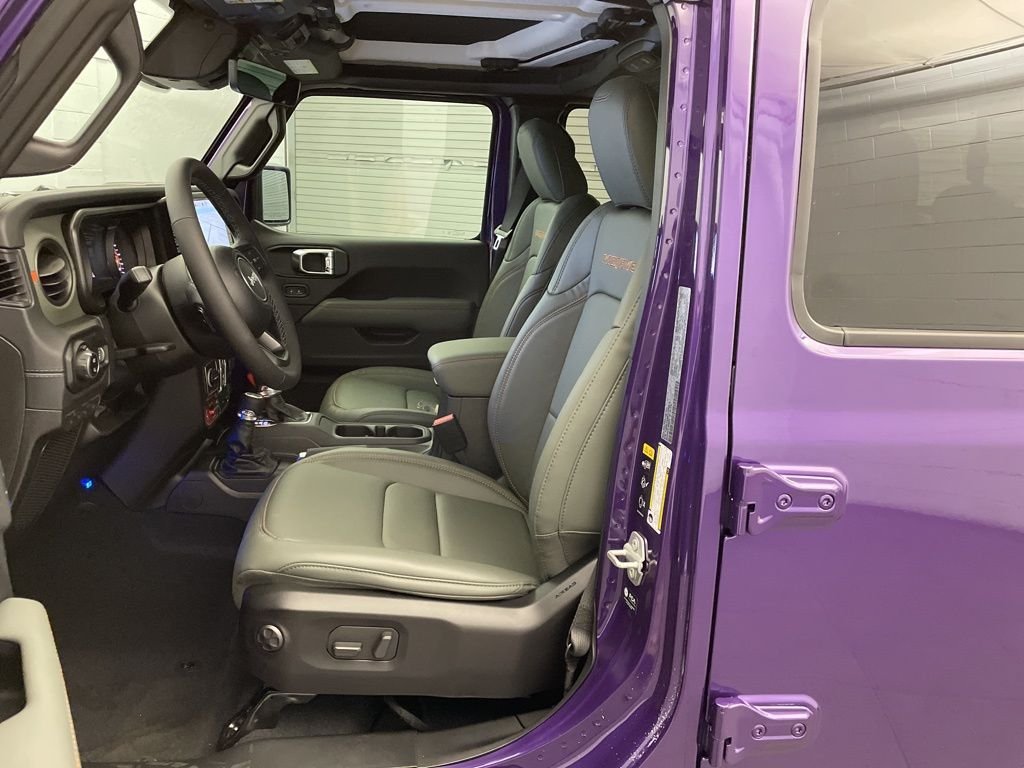 New 2026 Reign Exterior Paint Jeep Mojave X image 16