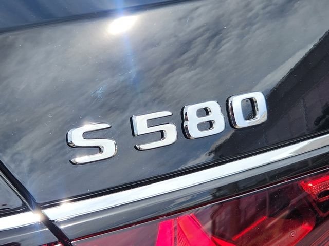 New 2027 Black Mercedes-Benz S 580 image 14