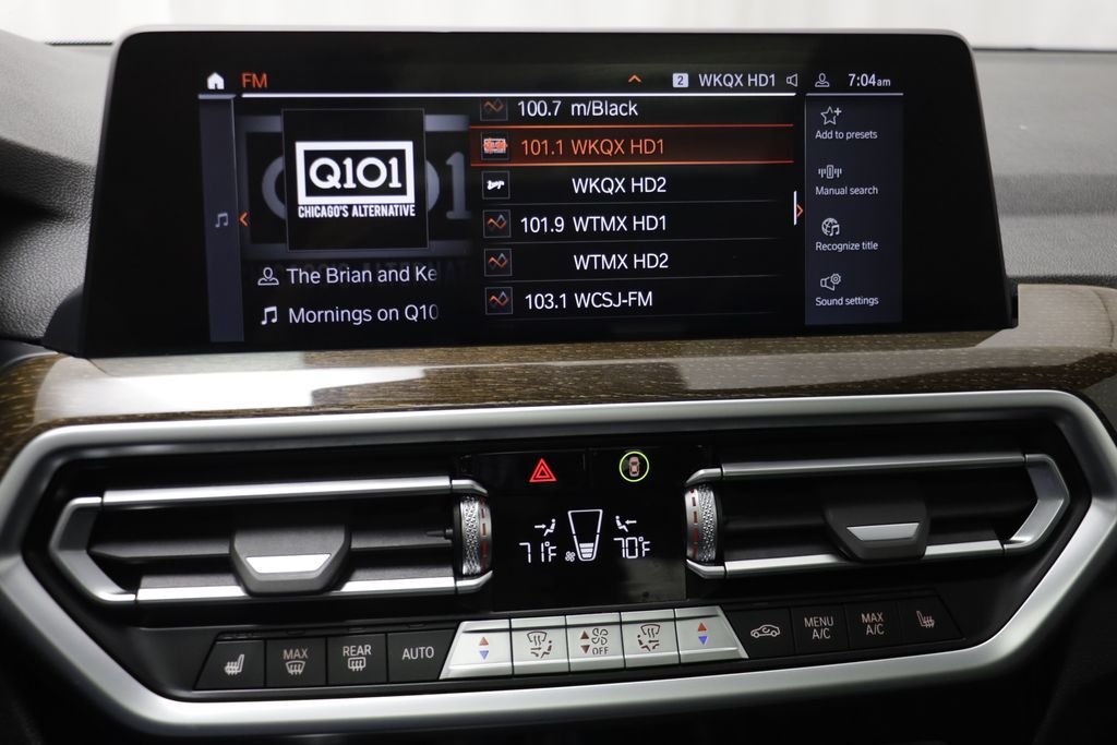 Used 2022 Black BMW xDrive30i image 8