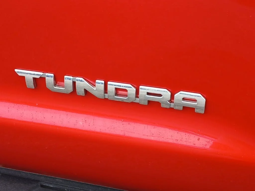 Used 2018 Red Toyota Limited image 34