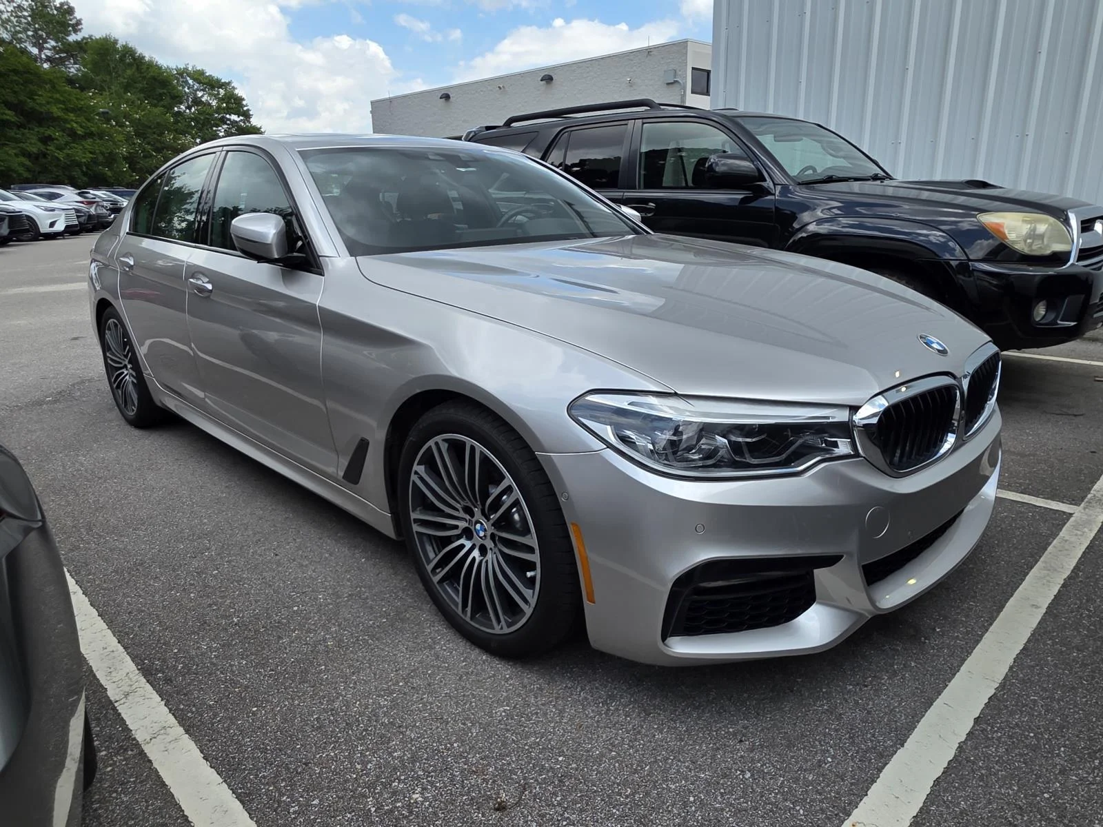 2019 BMW 5 Series 540i Sedan's photo
