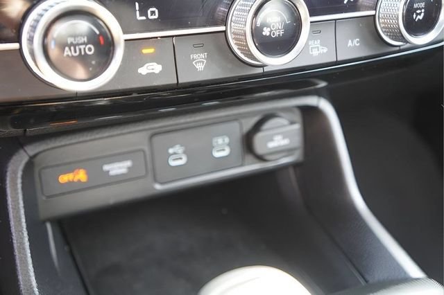 Certified Used 2025 Solar Silver Metallic Honda Sport image 20