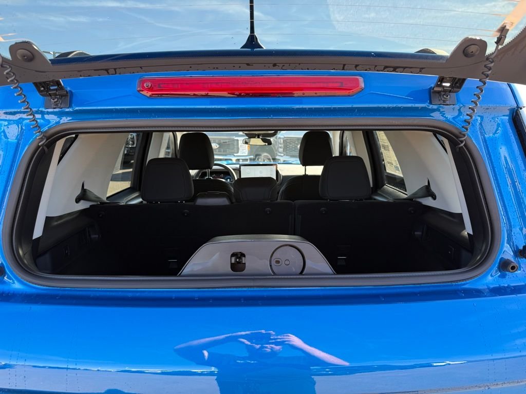 New 2025 Velocity Blue Metallic Ford Big Bend® image 37
