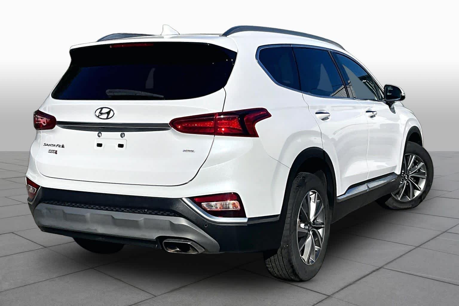 Used 2019 Quartz White Hyundai Limited image 13
