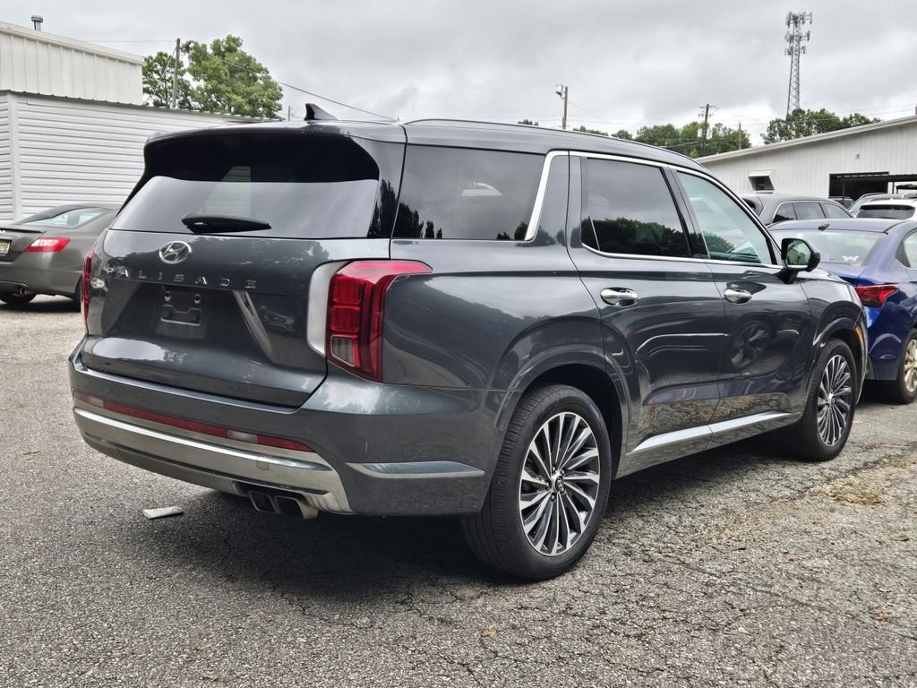 Used 2025 Gray Hyundai Calligraphy image 2