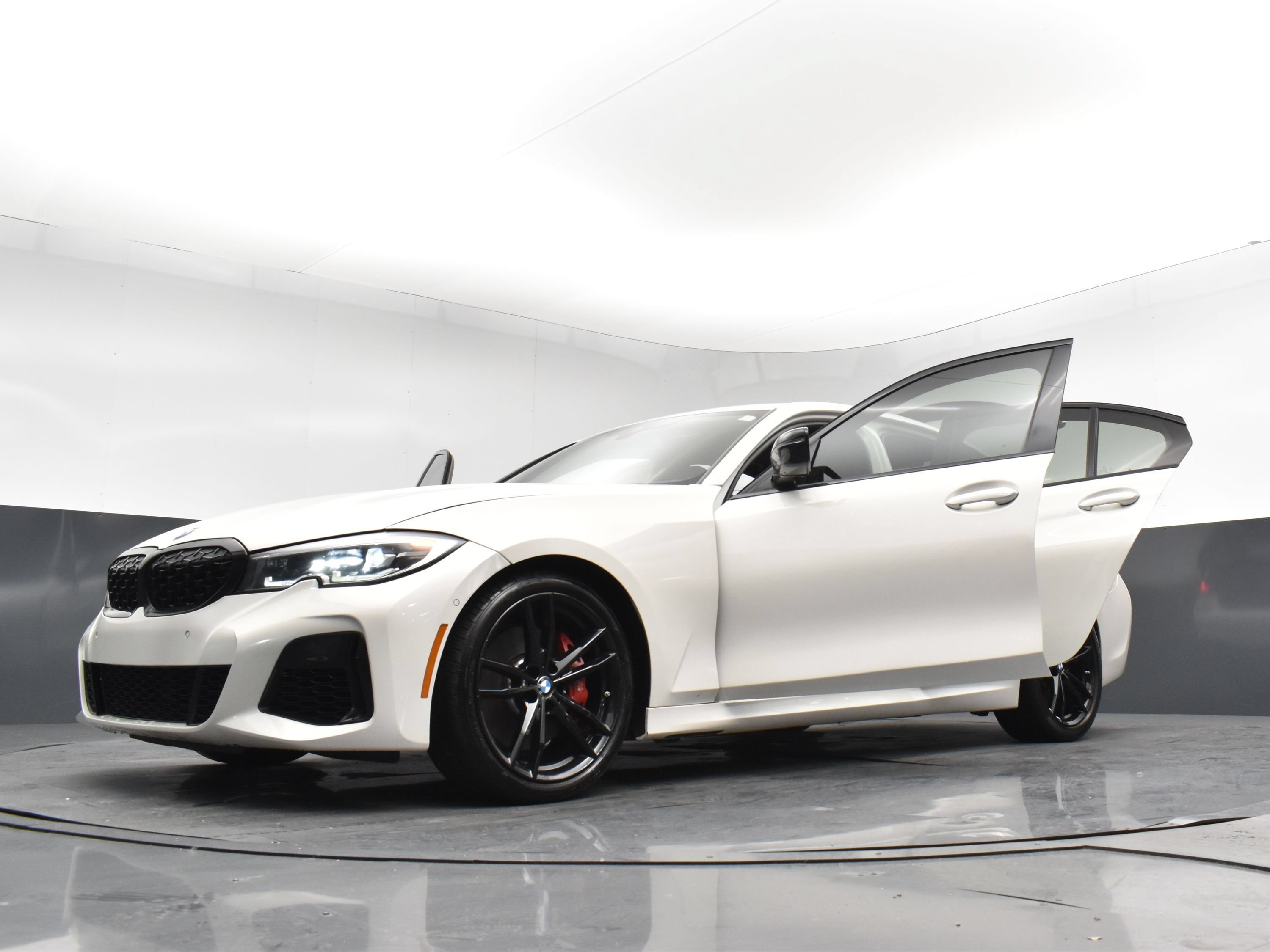Used 2021 Mineral White Metallic BMW M340i image 28