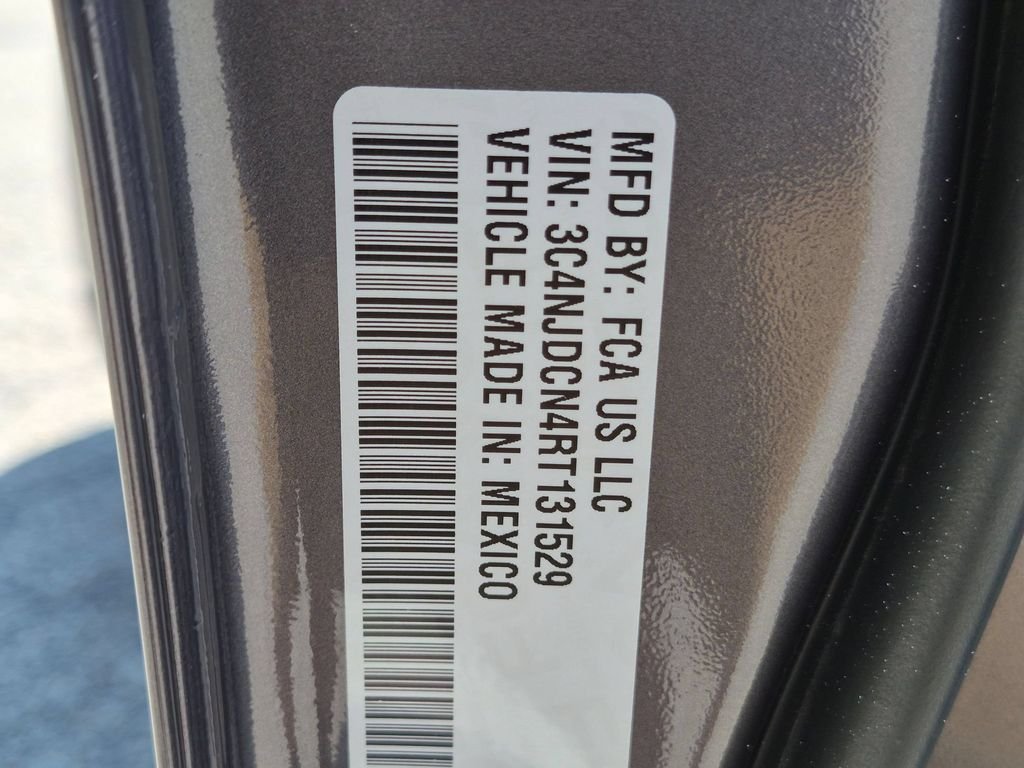 Used 2024 Gray Jeep Limited image 27