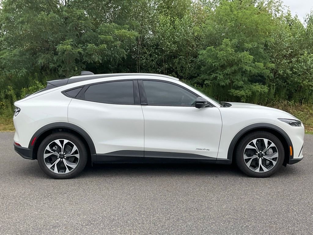 2025 Ford Mustang Mach-E Select - Photo 24