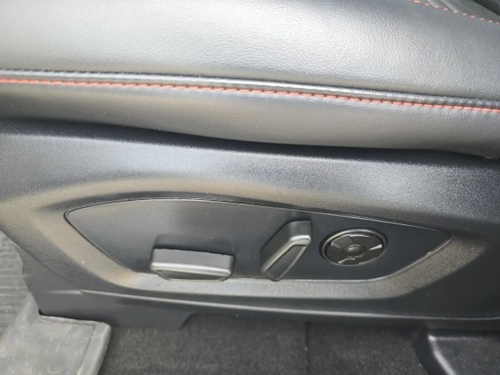 2025 Ford Explorer ST-LINE - Photo 9