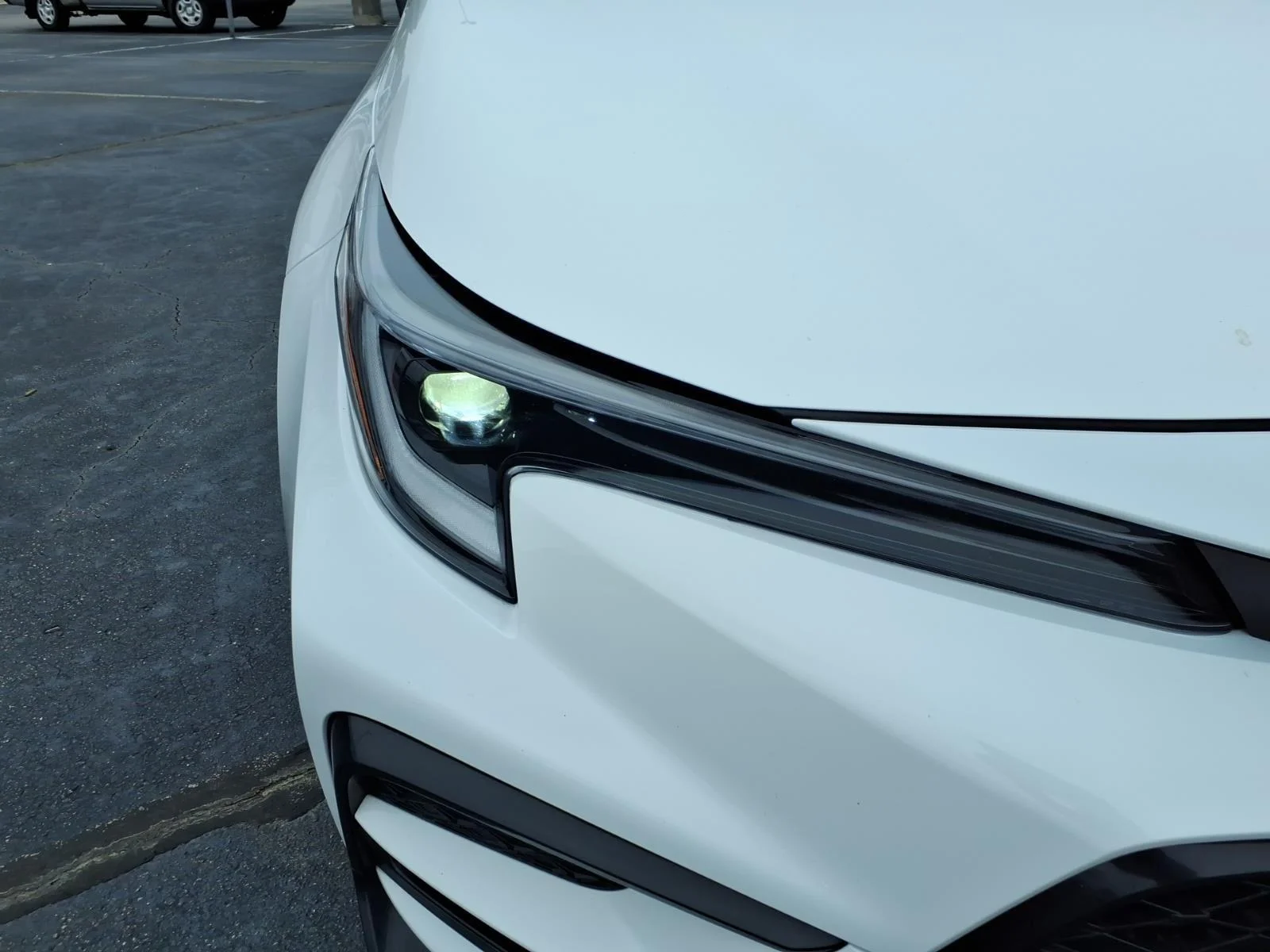 Used 2025 Ice Cap/Midnight Black Metallic Toyota FX image 13