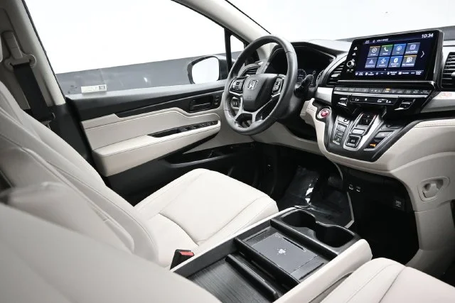 Used 2025 Gray Honda EX-L image 12