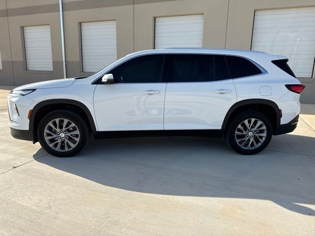 Used 2025 White Buick Preferred image 7