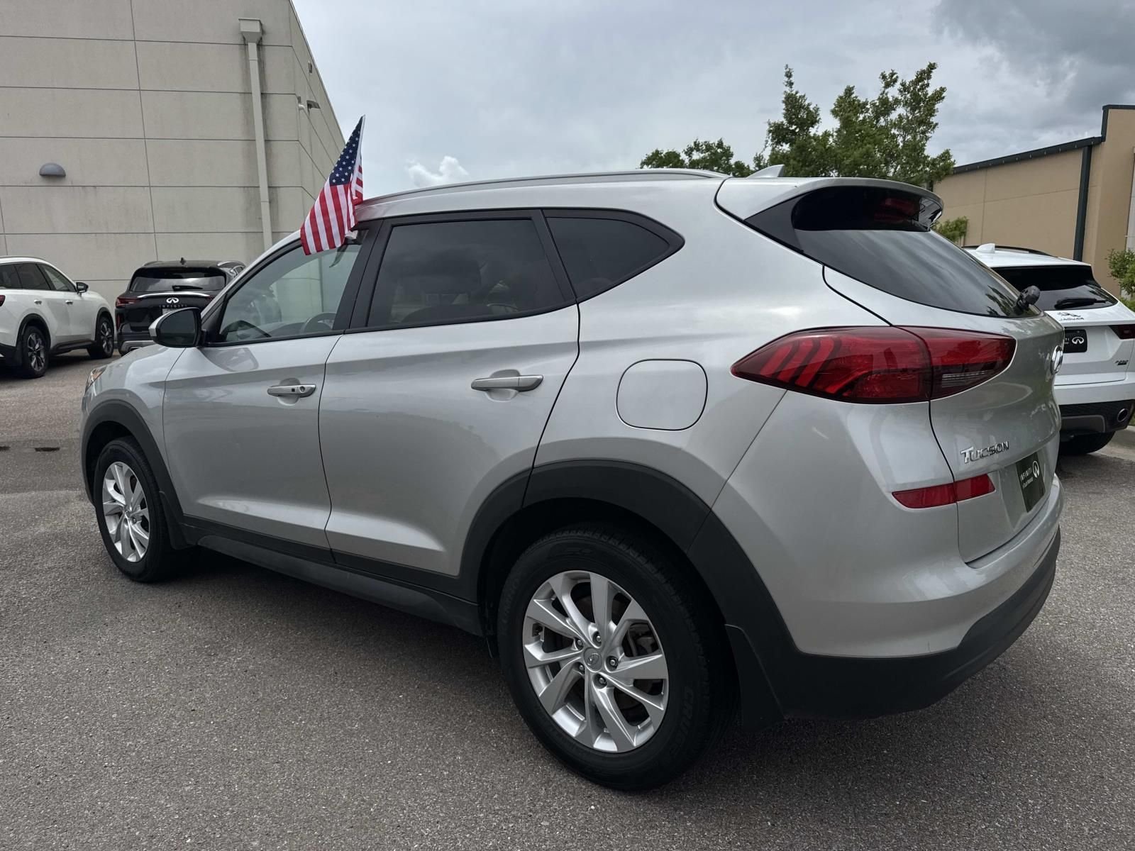 Used 2021 Silver Hyundai Value image 8