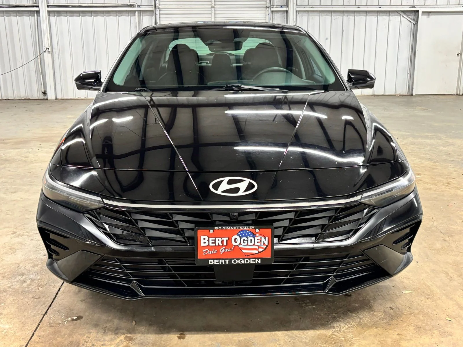 Used 2024 Black Hyundai Limited image 2