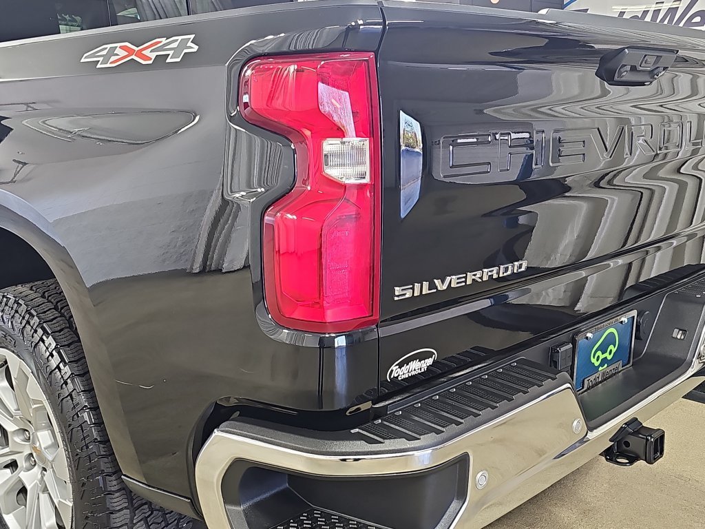 Certified Used 2022 BLACK Chevrolet LTZ image 39