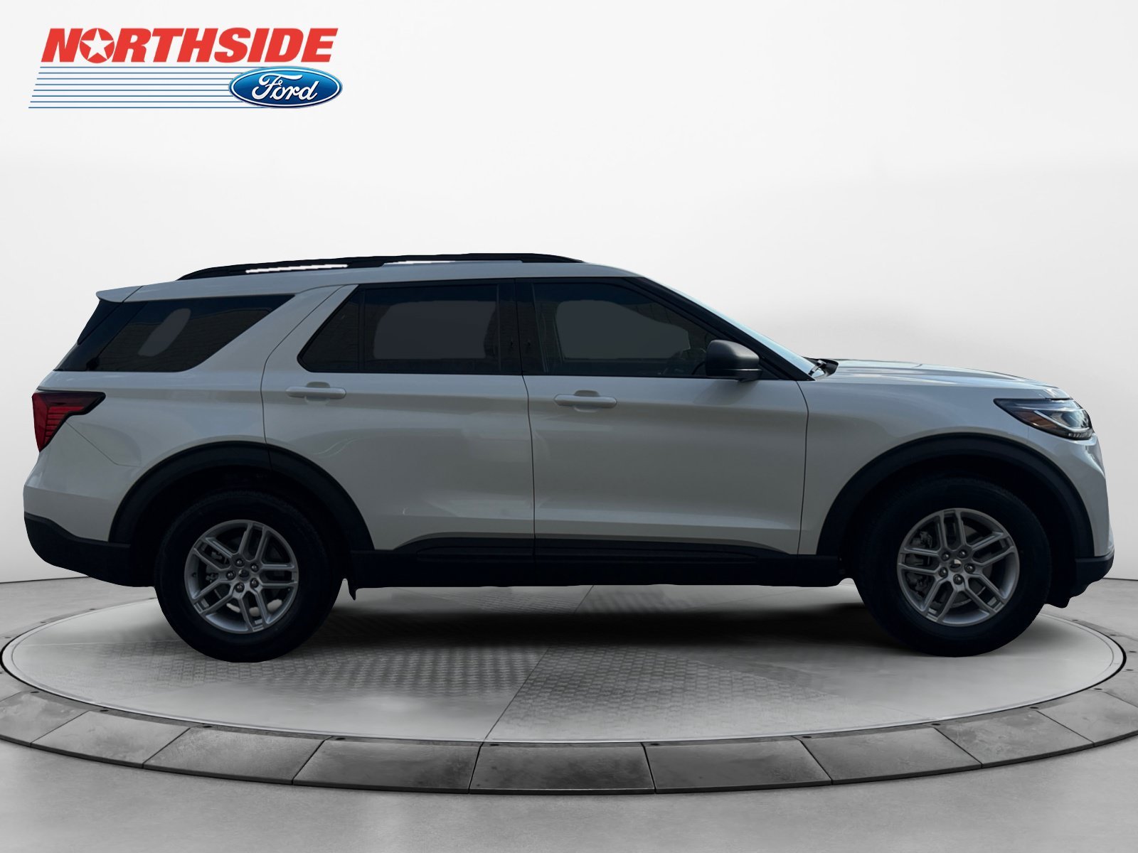 New 2027 Star White Metallic Tri-Coat Ford Active image 8