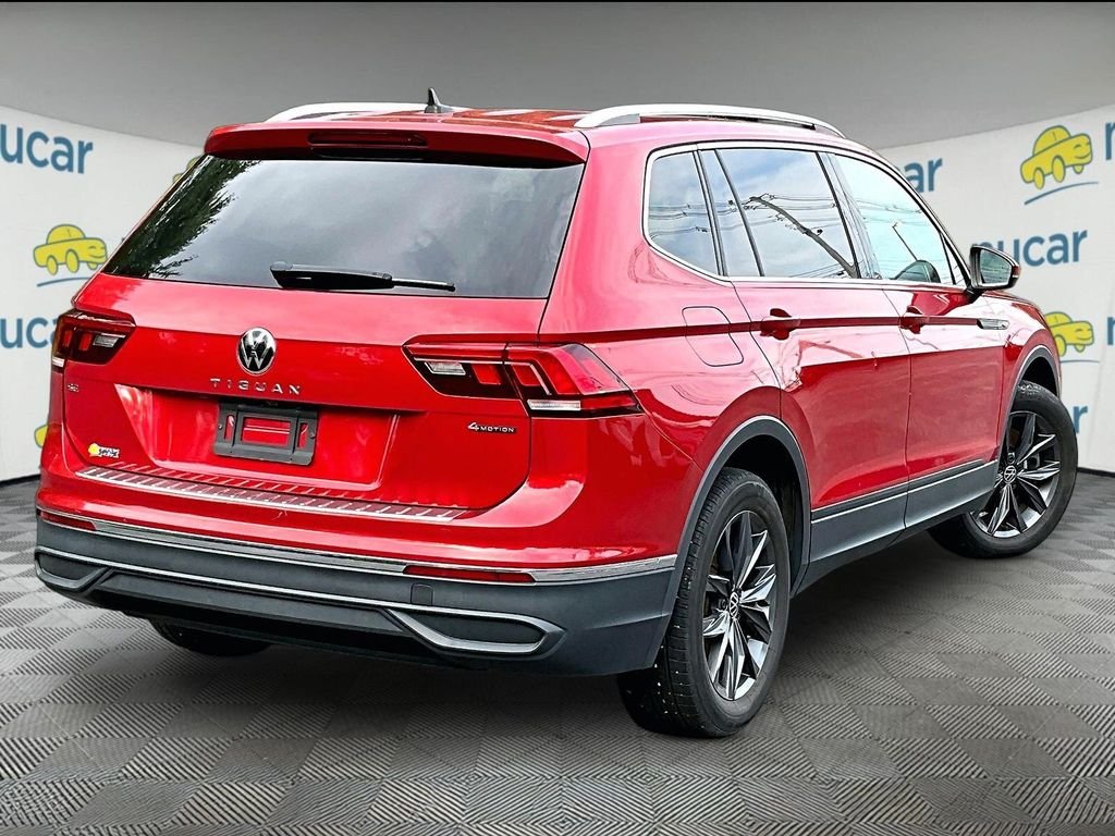 Used 2023 Red Metallic Volkswagen 2.0T SE image 6