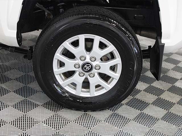 Certified Used 2024 Ice Cap Toyota SR image 17