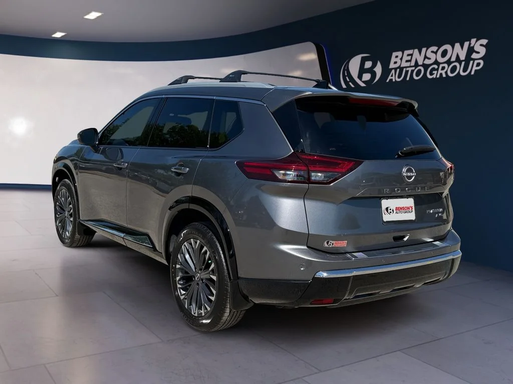New 2026 Gray Nissan Platinum image 3