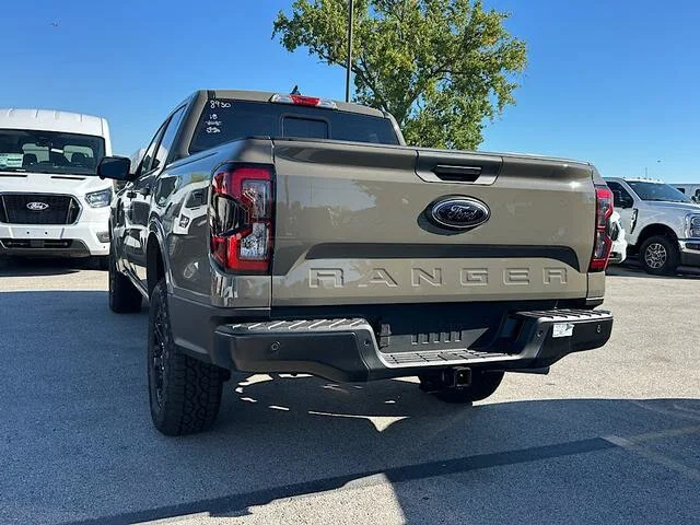 New 2026 Marsh Gray Ford XLT image 31