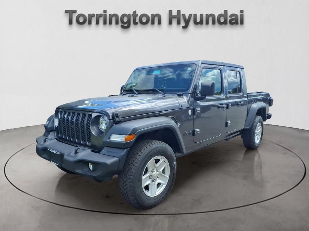 2020 Jeep Gladiator Sport S's photo