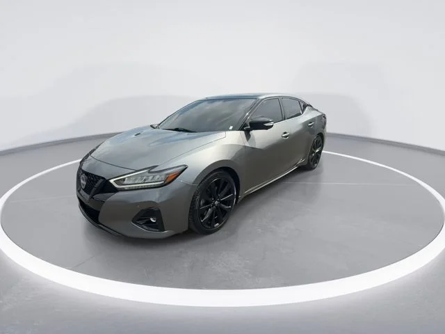 Used 2023 Gray Nissan SR image 4