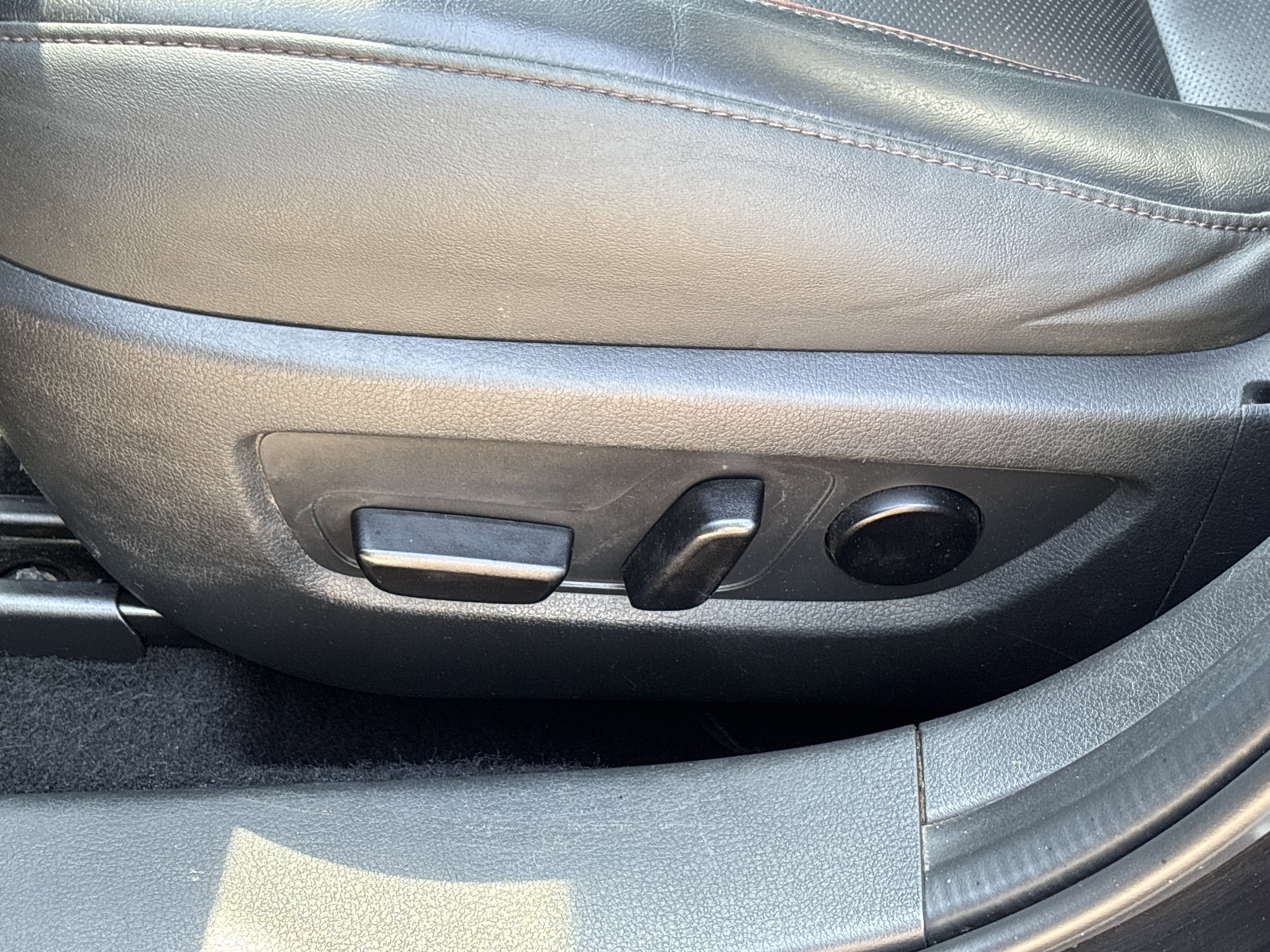 Used 2021 Jet Black Mica Mazda Premium AWD image 18