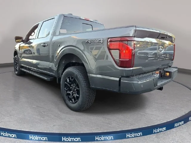 New 2026 Carbonized Gray Metallic Ford XLT image 5