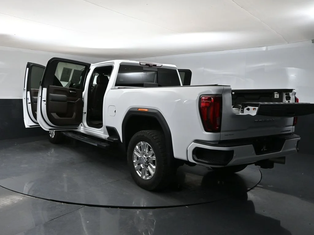 Certified Used 2020 White GMC Denali image 43
