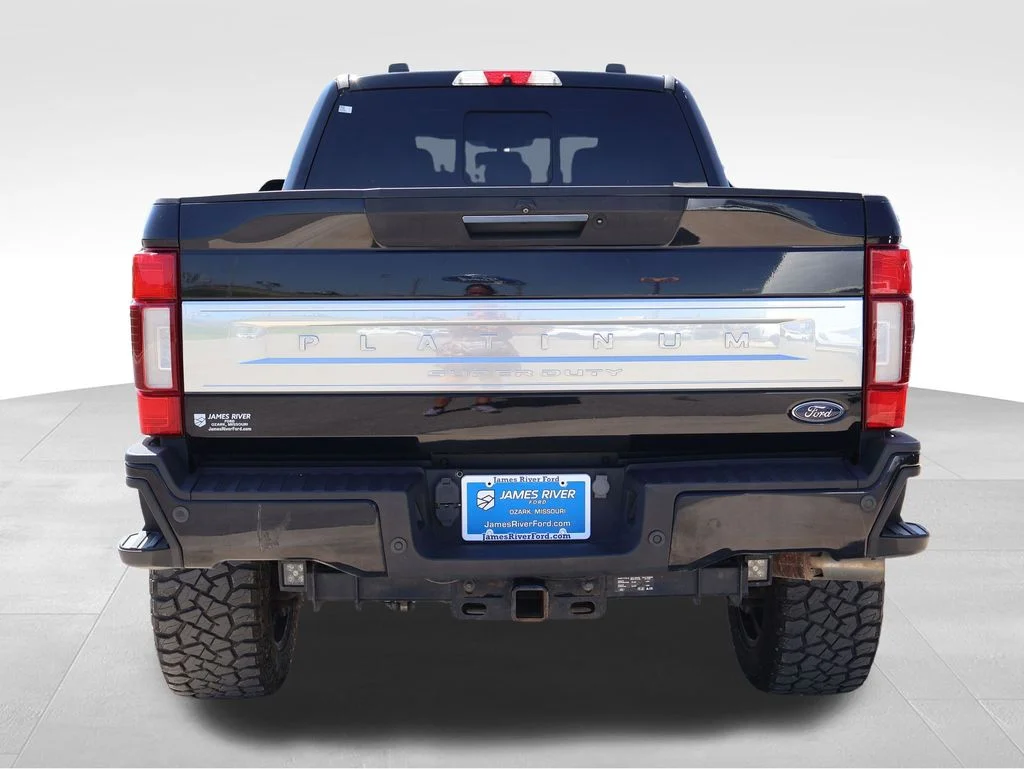 Used 2021 Black Metallic Ford Platinum image 4