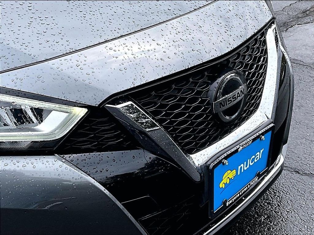 Used 2019 Gray Nissan 3.5 SV image 31