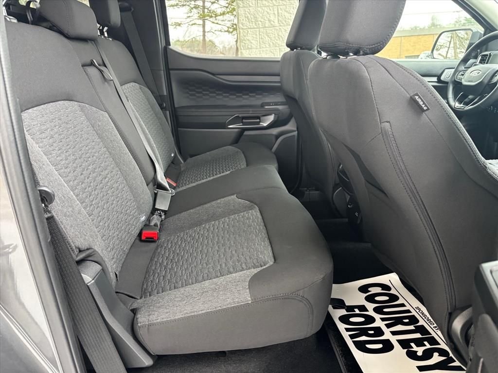 2025 Ford Ranger XLT - Photo 13