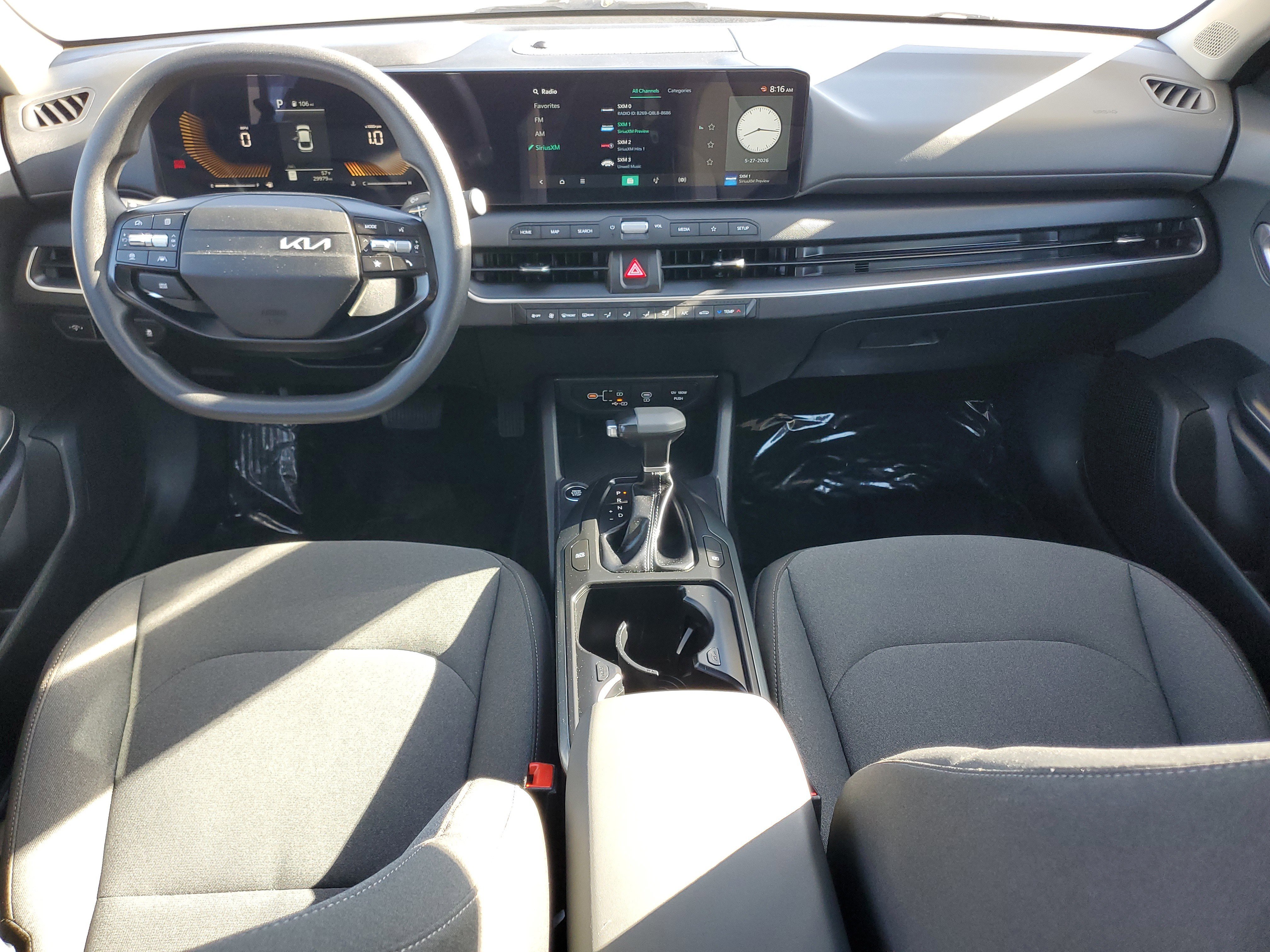 Used 2025 White Kia LXS image 15