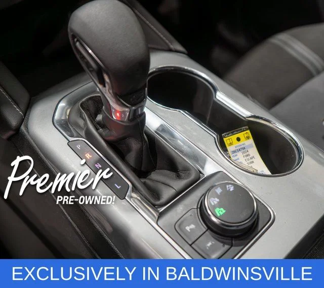 Used 2023 Red Chevrolet LT image 29