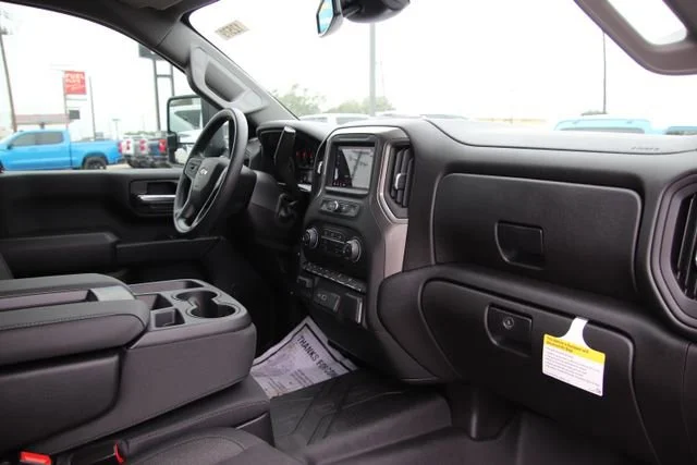 2026 Chevrolet Silverado 2500 HD Custom - Photo 25